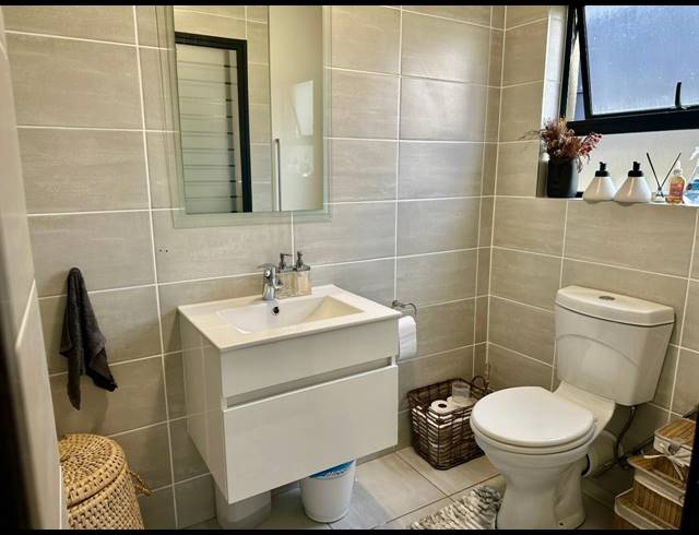 3 BEDROOM APARTMENT FOR SALE IN WATERFALL